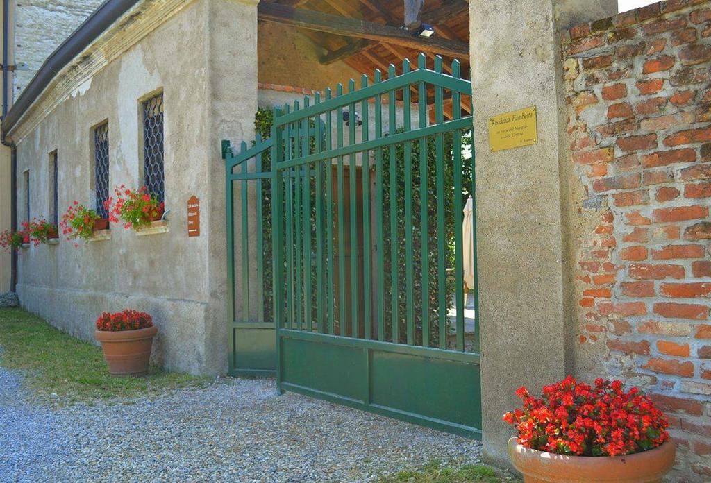 Agriturismo Fiamberta Panzió Certosa di Pavia Kültér fotó